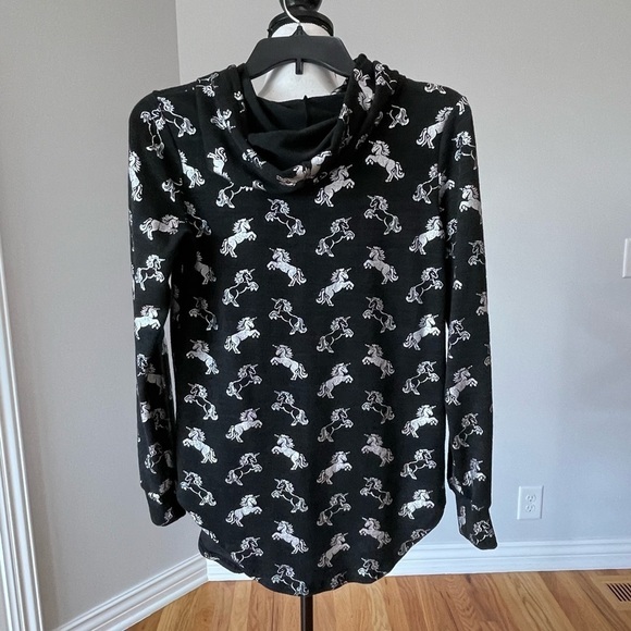 No Boundaries silver unicorn size small 3/5 light weight hoodie silver and black - Picture 14 of 15